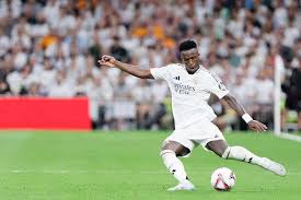 狗子28首页：[图]东契奇45+11字母哥24+12+9 负雄鹿遭3连败.